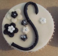 /album/galeria-de-fotos/flor-preta-jpg/